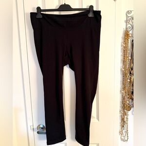 🎀 WHBM LEGGING PANTS Blk Slimming Large EUC 🎀